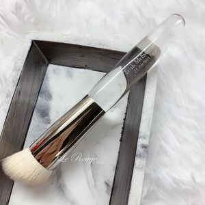 Trish mcevoy #71 perfect face foundation brush